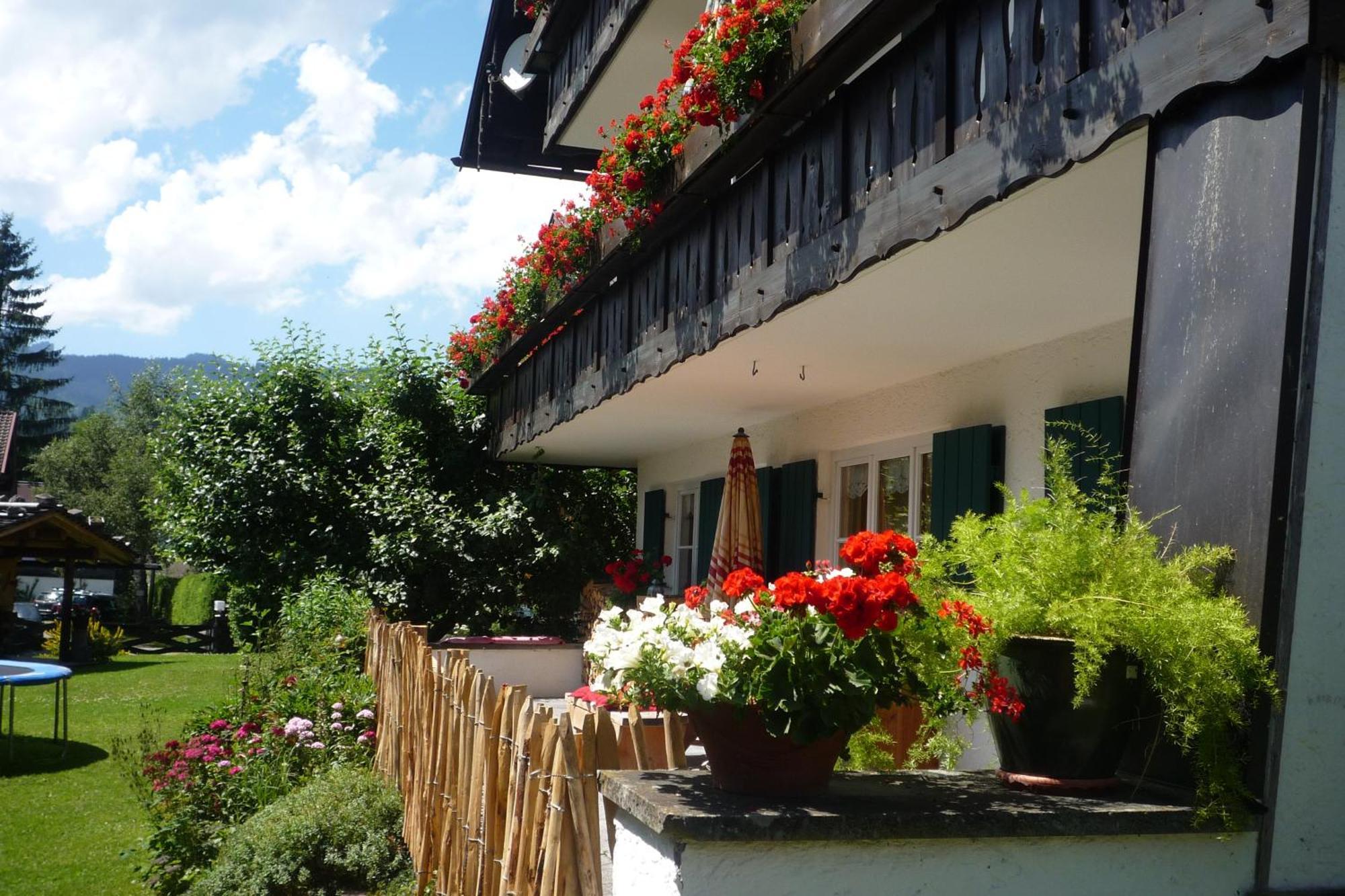 Lejlighed Gaestehaus Alpin *